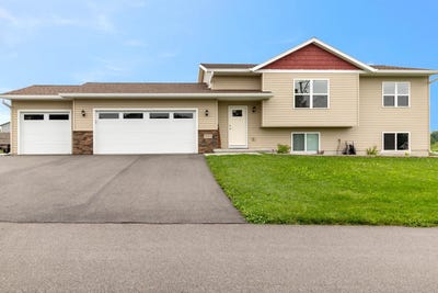 /international/us/8503-birch-street-weston-wi-110100561273/