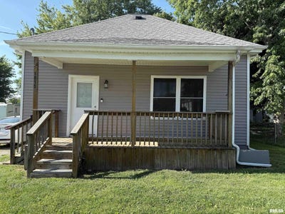 /international/us/1015-w-england-street-taylorville-il-110100450143/?lang=zh-tw