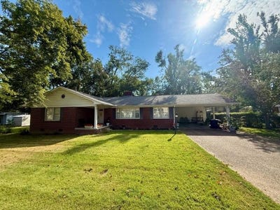 /international/us/104-8th-st-booneville-ms-110110148077/