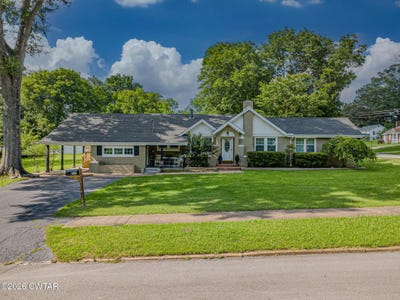 /international/us/365-benton-street-huntingdon-tn-110108544137/