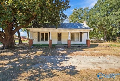 /international/us/2033-cleveland-avenue-sw-decatur-al-110120146275/
