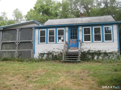 /international/us/479-s-canterbury-road-canterbury-ct-110109646796/