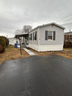 /international/us/18-broadway-n-westbrook-ct-110106443798/