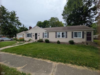 /international/us/1002-s-noble-street-shelbyville-in-110108636562/