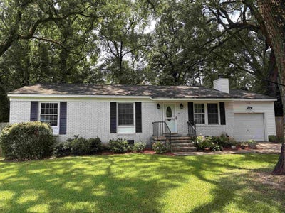 /international/us/1208-halifax-court-tallahassee-fl-110100553039/
