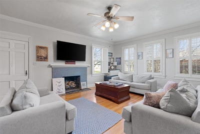 /international/us/1543-w-clark-st-bartlett-tx-110105974976/