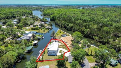 /international/us/25-n-palm-drive-yankeetown-fl-110107877640/