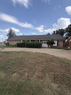 /international/us/803-15th-street-seagraves-tx-110109161049/