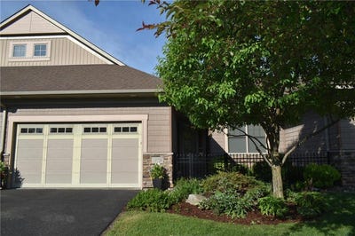 /international/us/10726-lyndale-bluffs-trail-bloomington-mn-110106535785/