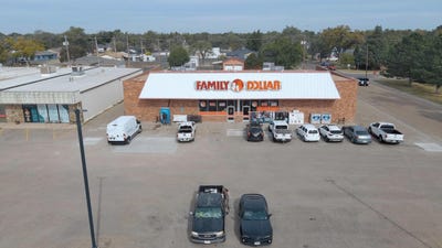/international/us/624-e-1st-street-dumas-tx-110120465961/