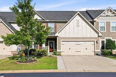 /international/us/202-ragin-court-simpsonville-sc-110108569553/