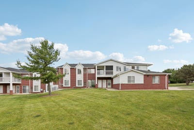 /international/us/8580-lexington-pl-pleasant-prairie-wi-110100808199/