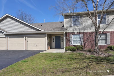 /international/us/1244-n-red-oak-circle-round-lake-beach-il-110106787489/