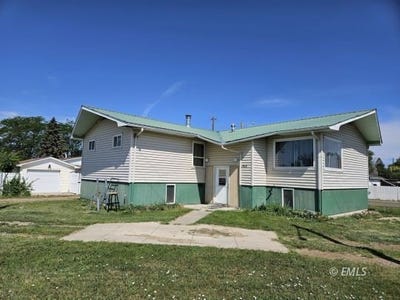 /international/us/1915-albert-dr-miles-city-mt-110100918513/