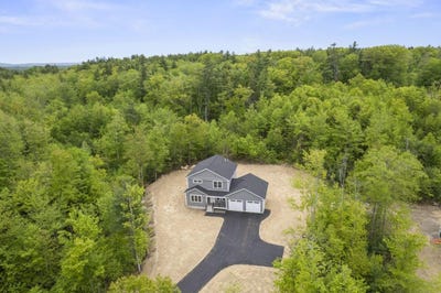 /international/us/18-granite-hill-drive-berwick-me-110108347439/