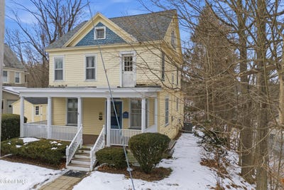 /international/us/40-ballston-avenue-ballston-spa-ny-110107457768/