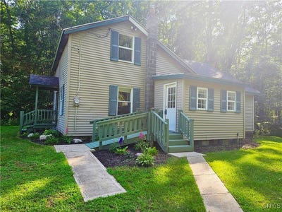 /international/us/147-north-street-constantia-ny-110100804262/