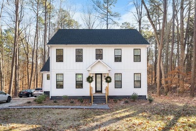 /international/us/113-laurston-court-durham-nc-110101163962/