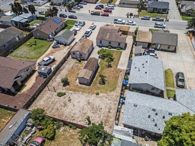 /international/us/1119-c-st-salinas-ca-110108501411/