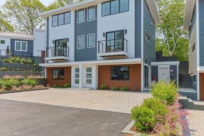 /international/us/50-nelson-avenue-provincetown-ma-110098408725/