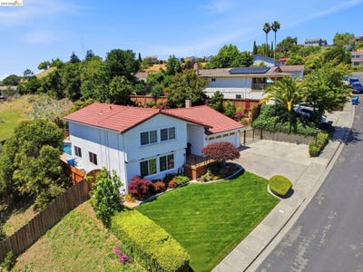 /international/us/133-stratford-st-vallejo-ca-110108198130/