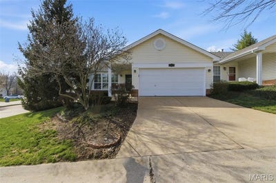 /international/us/11328-ashton-wood-lane-maryland-heights-mo-110106615002/