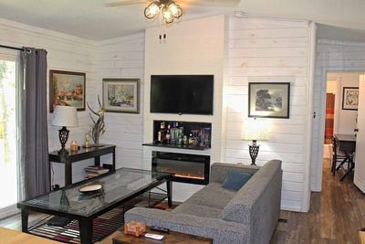 /international/us/14617-san-jacinto-drive-log-cabin-tx-110100976066/