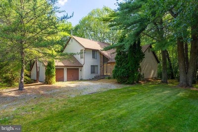 /international/us/13-barclay-lane-voorhees-nj-110101122251/