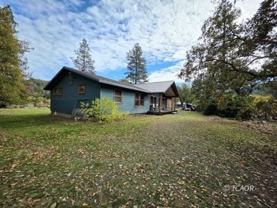 /international/us/230-corral-bottom-rd-hyampom-ca-110103226636/
