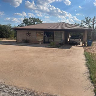 /international/us/401-w-10th-street-robert-lee-tx-110103063786/