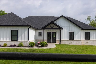 /international/us/1213-w-pineville-road-washburn-mo-110107727686/