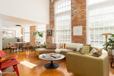 /international/us/715-mcmullan-avenue-edenton-nc-110108177549/
