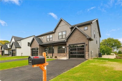 /international/us/832-hunter-street-north-catasauqua-bor-pa-110120082236/