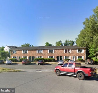 /international/us/1105-franklin-street-winchester-va-110106091168/