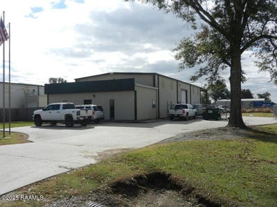 /international/us/103-bluffwood-drive-broussard-la-110104517059/