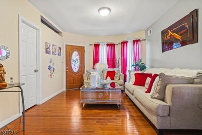 /international/us/968-e-19th-st-paterson-city-nj-110101464021/?lang=zh-cn