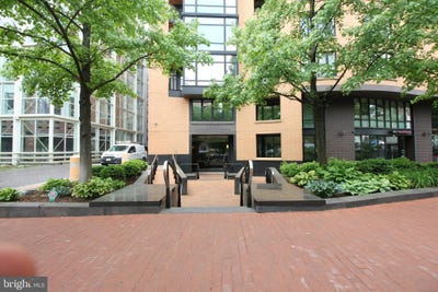 /international/us/1010-massachusetts-avenue-nw-washington-dc-110108193919/