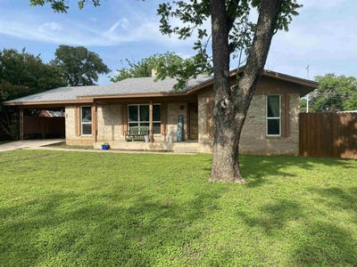 /international/us/725-n-west-burnet-tx-110107631218/