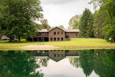 /international/us/10133-w-allen-road-fowlerville-mi-110101189491/?lang=es