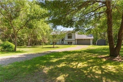 /international/us/26815-147th-street-nw-zimmerman-mn-110101255728/