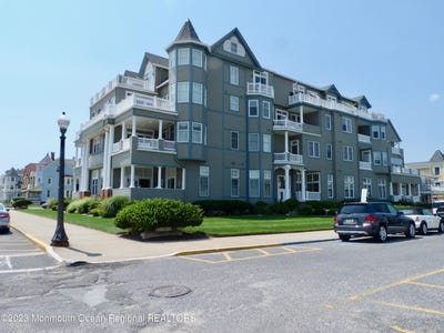 /international/us/4-ocean-avenue-ocean-grove-nj-110108580706/