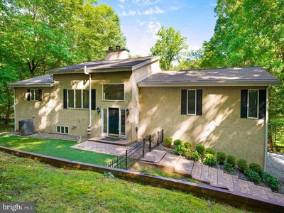 /international/us/3300-sawmill-road-newtown-square-pa-110108824152/