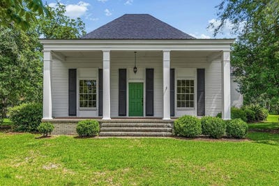 /international/us/709-w-fourth-ocilla-ga-110108296712/