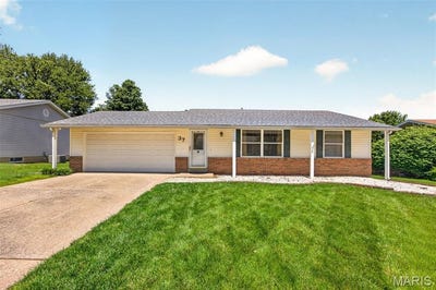 /international/us/37-oxbow-road-st-peters-mo-110107856636/