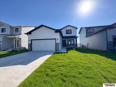 /international/us/10526-s-76th-street-lincoln-ne-110119960215/