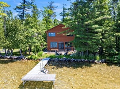 /international/us/7276-williams-court-elk-rapids-twp-mi-110100811033/