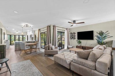 /international/us/17138-waterbend-drive-jupiter-fl-110106457428/