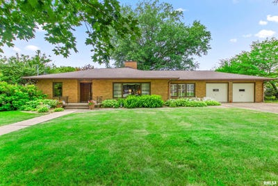 /international/us/24-s-avenue-c-street-canton-il-110109808580/