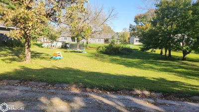 /international/us/5th-street-nw-nora-springs-ia-110120452831/