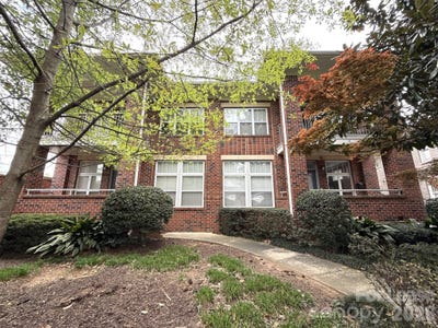 /international/us/534-oakland-avenue-charlotte-nc-110106924201/